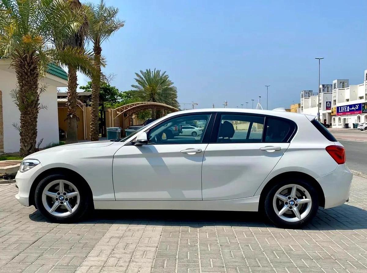 2019 bmw 120i sport line 2.0L || GCC specs || 4 cylinder turbocharged || accident free-13-13