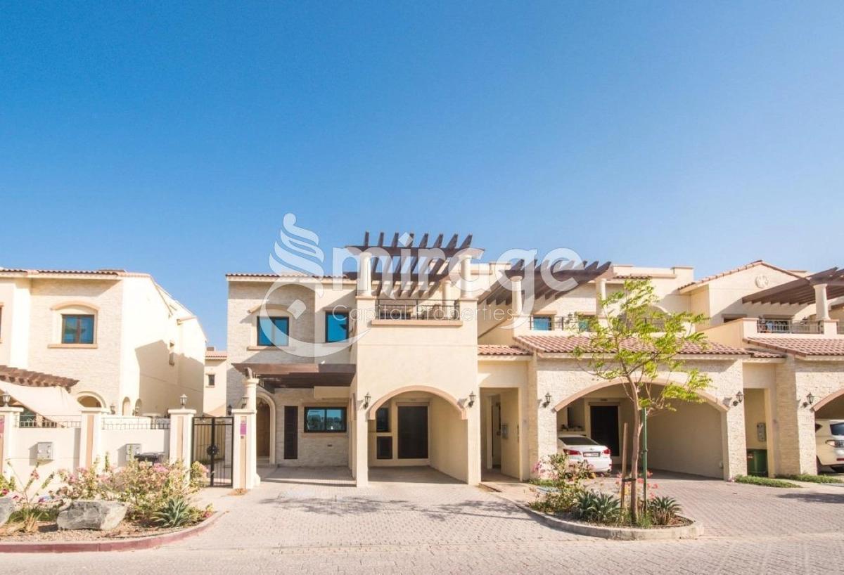 Spacious 3BR TH |Full Facilities |Prime Location-0-landscape