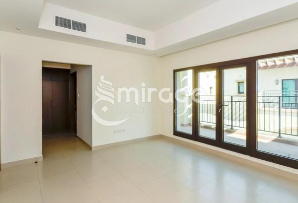 Spacious 3BR TH |Full Facilities |Prime Location