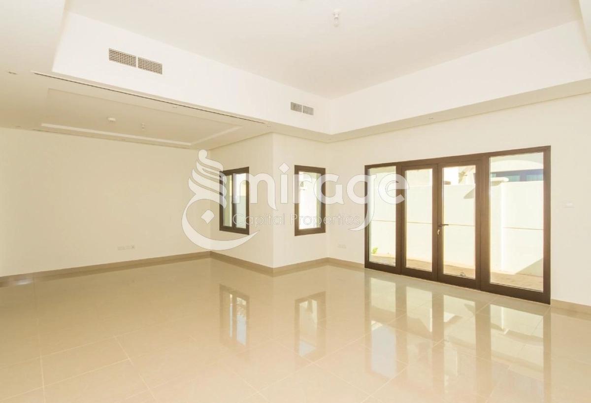 Spacious 3BR TH |Full Facilities |Prime Location-6-6