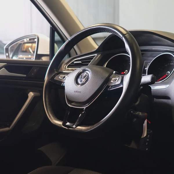 AED 1,118 pm • 0% Downpayment • Volkswagen Tiguan SE • 1 Year Warranty