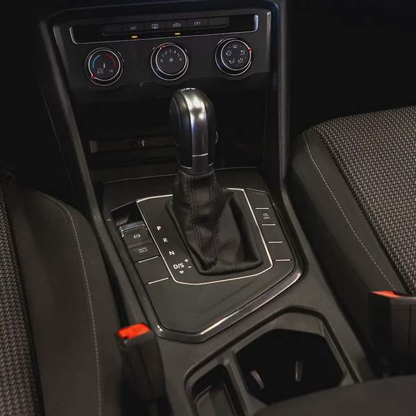 AED 1,118 pm • 0% Downpayment • Volkswagen Tiguan SE • 1 Year Warranty