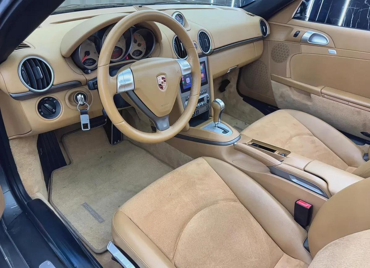 Porsche Boxster 2006 Japanese specs for 79,000.00 AED-14-14