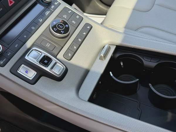 HYUNDAI - PALISADE - 2023 - SEL - ALL WHEEL DRIVE - V6 - 3,8L - AMERICAN SPECS VERY GOOD CONDITION