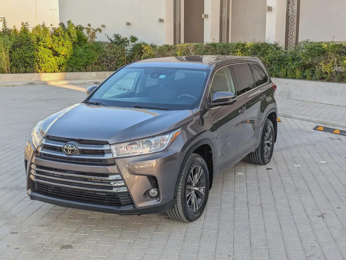 TOYOTA HIGHLANDER 2018 LE V6 3.5L 7 SEATER IN EXCELLENT CONDITION-1-1