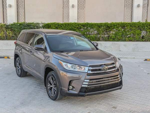 TOYOTA HIGHLANDER 2018 LE V6 3.5L 7 SEATER IN EXCELLENT CONDITION