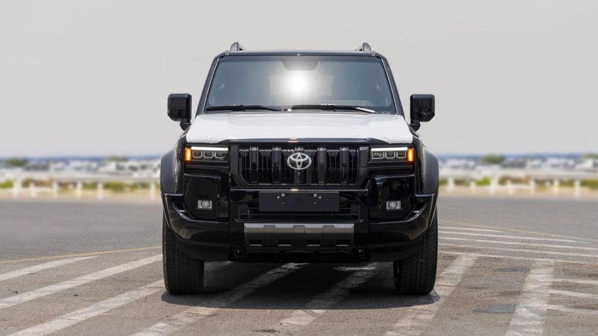 Toyota Prado Toyota Prado Premium 2.4L petrol MY 2025-15-15