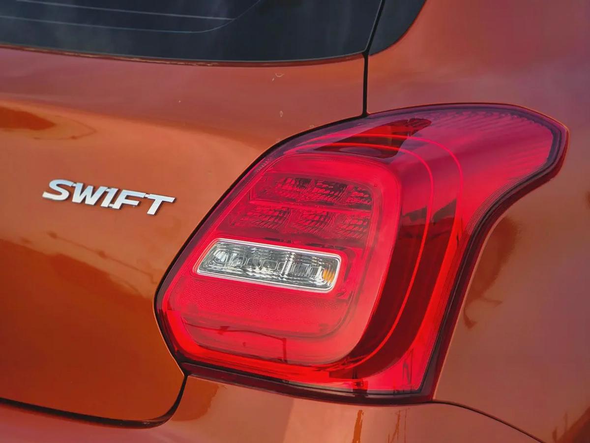 2023 Suzuki Swift Sport - GCC Specs - Excellent Condition-11-11