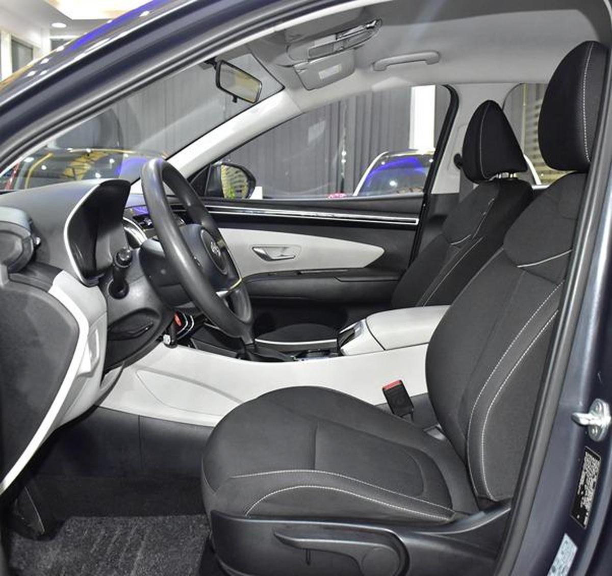 Hyundai Tucson ( 2023 Model ) in Grey Color GCC Specs-1-1