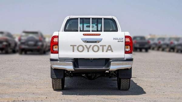 Toyota Hilux Toyota Hilux 2.4L Diesel AT Full Option 2025