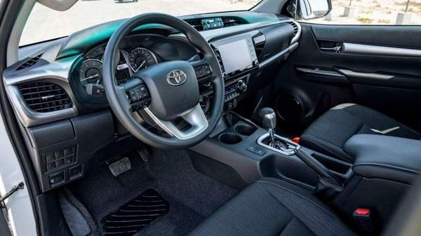 Toyota Hilux Toyota Hilux 2.4L Diesel AT Full Option 2025