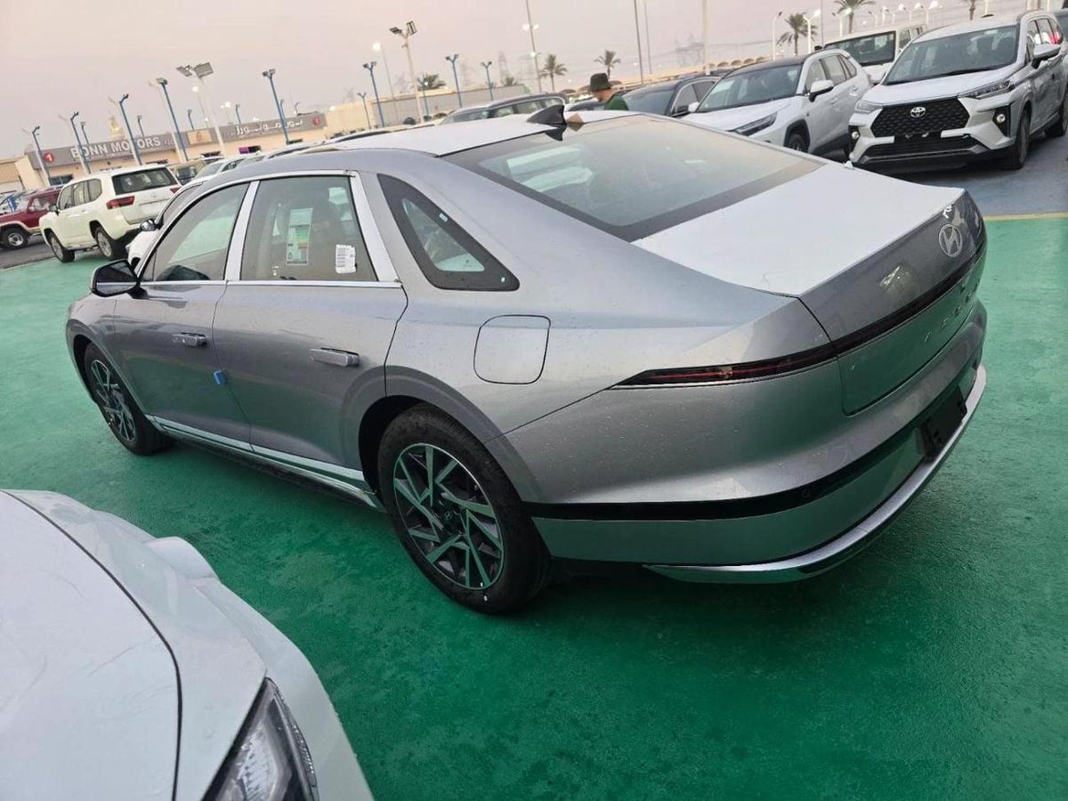 Hyundai Azera 3.5L V6 Premium-11-11