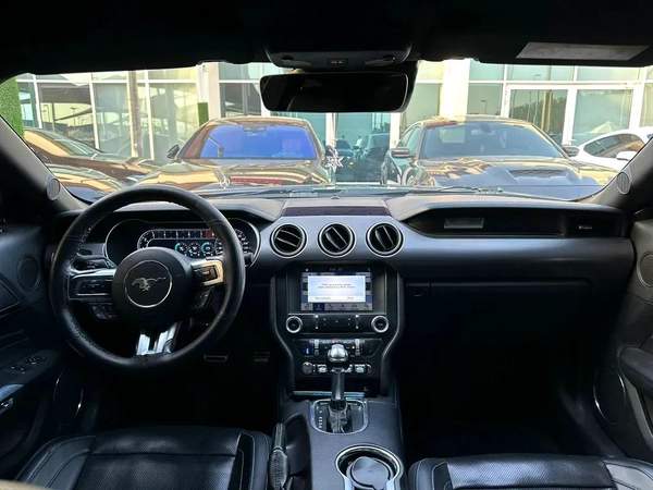 FORD MUSTANG GT 5.0 GCC PERFORMANCE 2018 ORIGINAL PAINT PERFECT CONDITION FULL SERVICE HISTORY