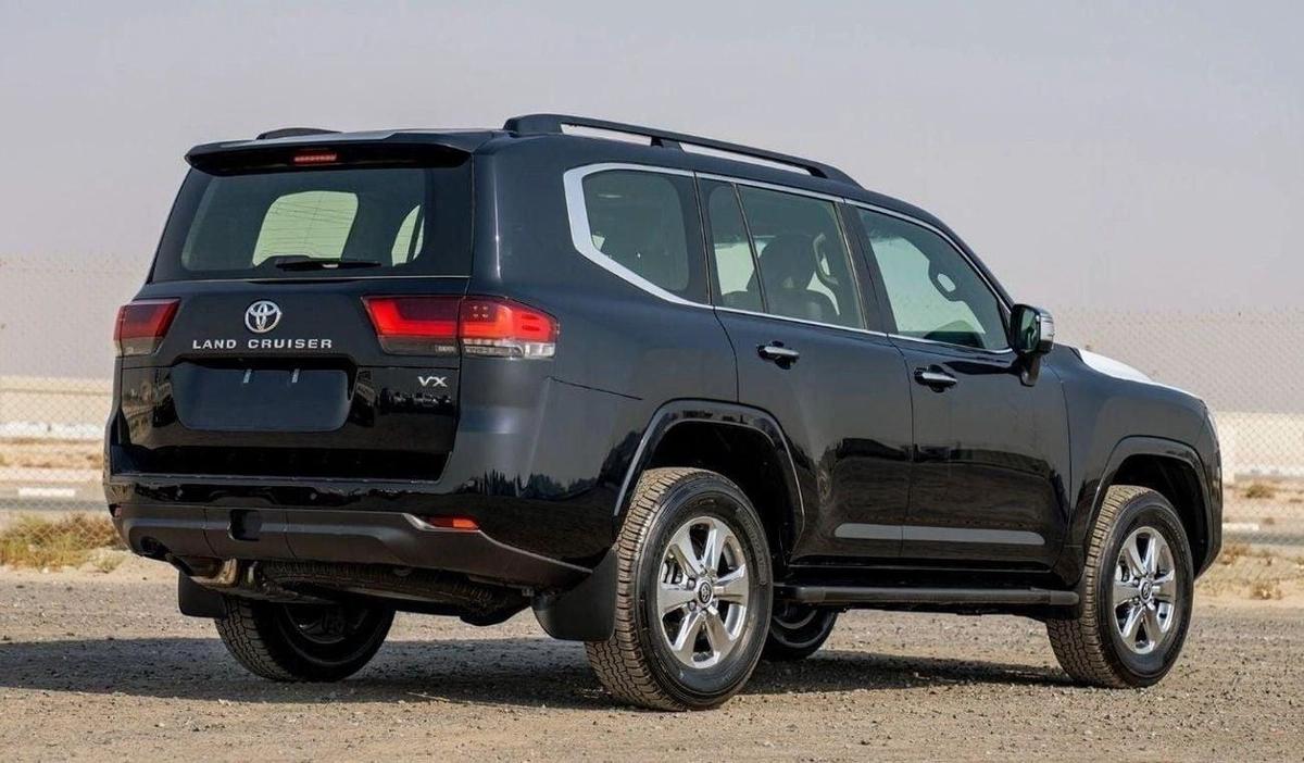 Toyota Land Cruiser LC300 VX 4.0P AT MY2024 – BLACK-3-3
