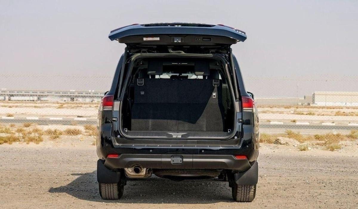 Toyota Land Cruiser LC300 VX 4.0P AT MY2024 – BLACK-7-7