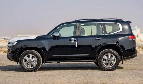 Toyota Land Cruiser LC300 VX 4.0P AT MY2024 – BLACK