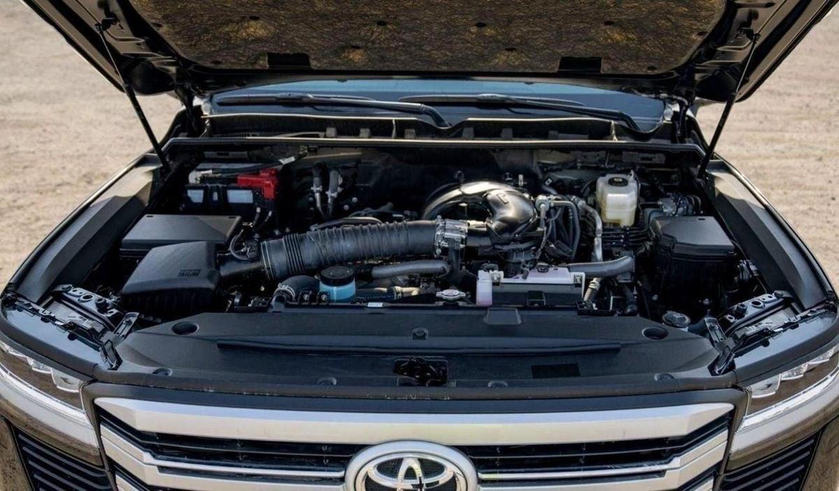 Toyota Land Cruiser LC300 VX 4.0P AT MY2024 – BLACK-19-19