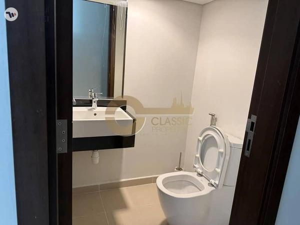 Spacious | 3 Bed Townhouse with Garden | Fountain