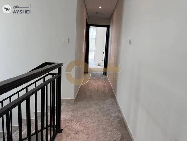 Spacious | 3 Bed Townhouse with Garden | Fountain