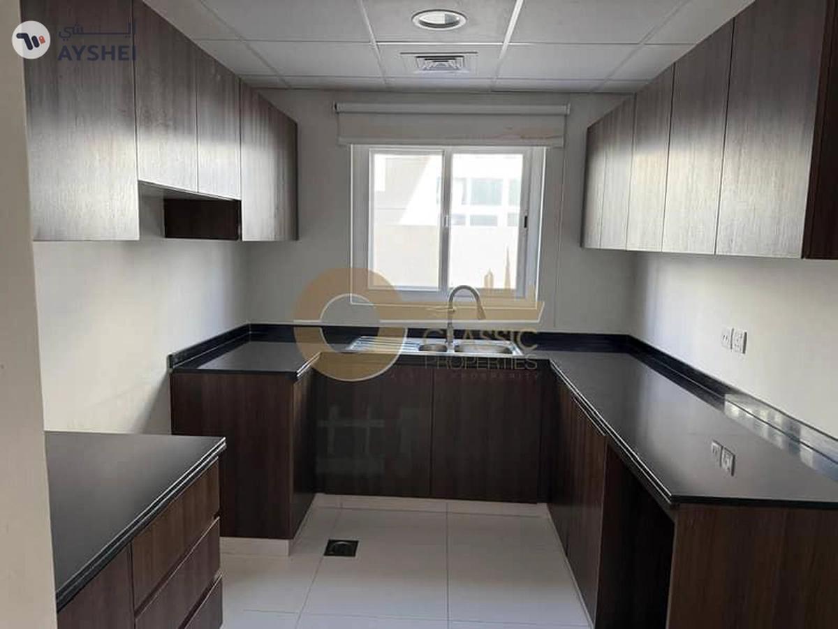 Spacious | 3 Bed Townhouse with Garden | Fountain-4-4