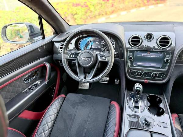 BENTLEY BENTAYGA W12 SPEED | YEAR: 2020 | FULL-SERVICE HISTORY WITH AGENCY AND UNDER WARRANTY