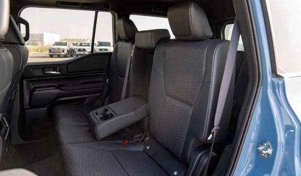 Toyota Prado PRADO 250 2.8D AT FIRST EDITION MY2025 – BLUE & GREY ROOF