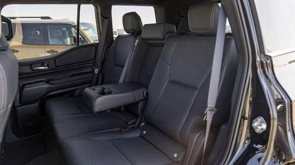 Toyota Prado (LHD) TOYOTA PRADO 250 WX 2.4P AT ADVENTURE MY2025– BLACK
