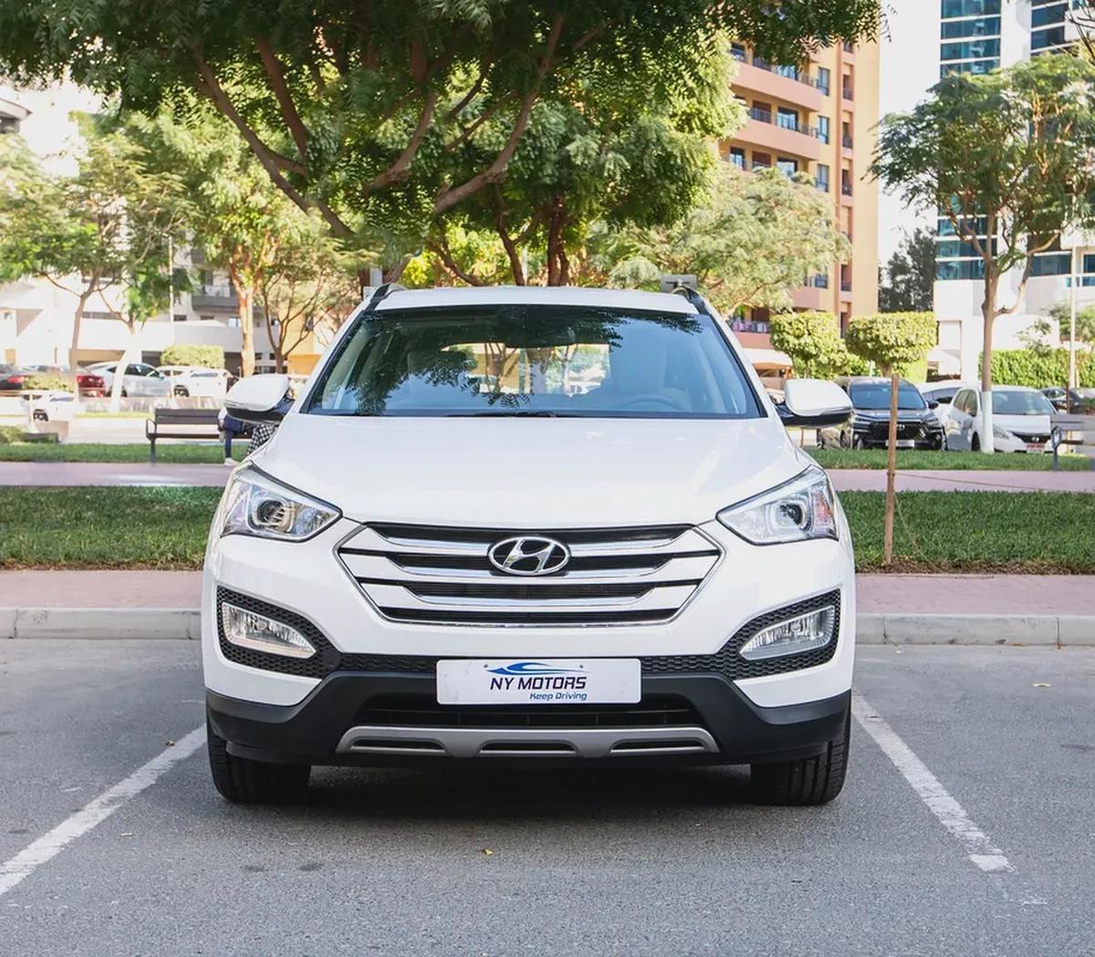 Hyundai Santa Fe GL 2016 GCC in Excellent Condition-2-2