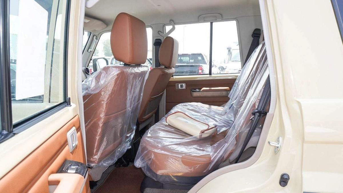 Toyota Land Cruiser 70 LX 4.0L V6 A/T-13-13