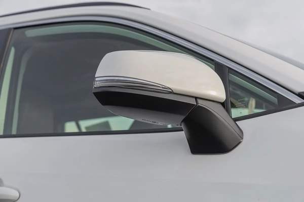 TOYOTA - RAV4 - ADVENTURE - PETROL - 4WD - Panoramic Roof - GCC - 2025 (Export)