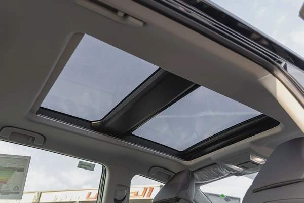 TOYOTA - RAV4 - ADVENTURE - PETROL - 4WD - Panoramic Roof - GCC - 2025 (Export)