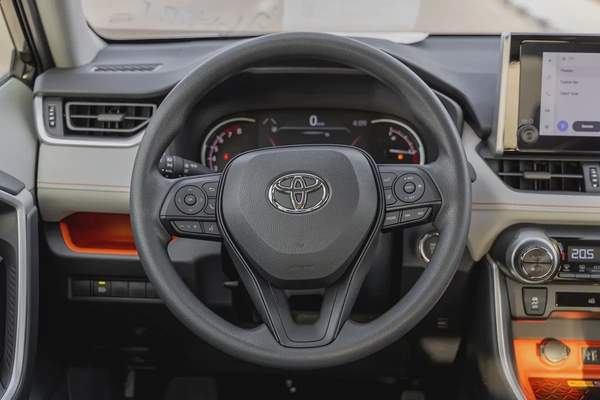 TOYOTA - RAV4 - ADVENTURE - PETROL - 4WD - Panoramic Roof - GCC - 2025 (Export)