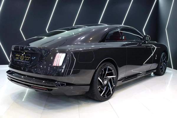 Rolls-Royce Spectre Black Badge