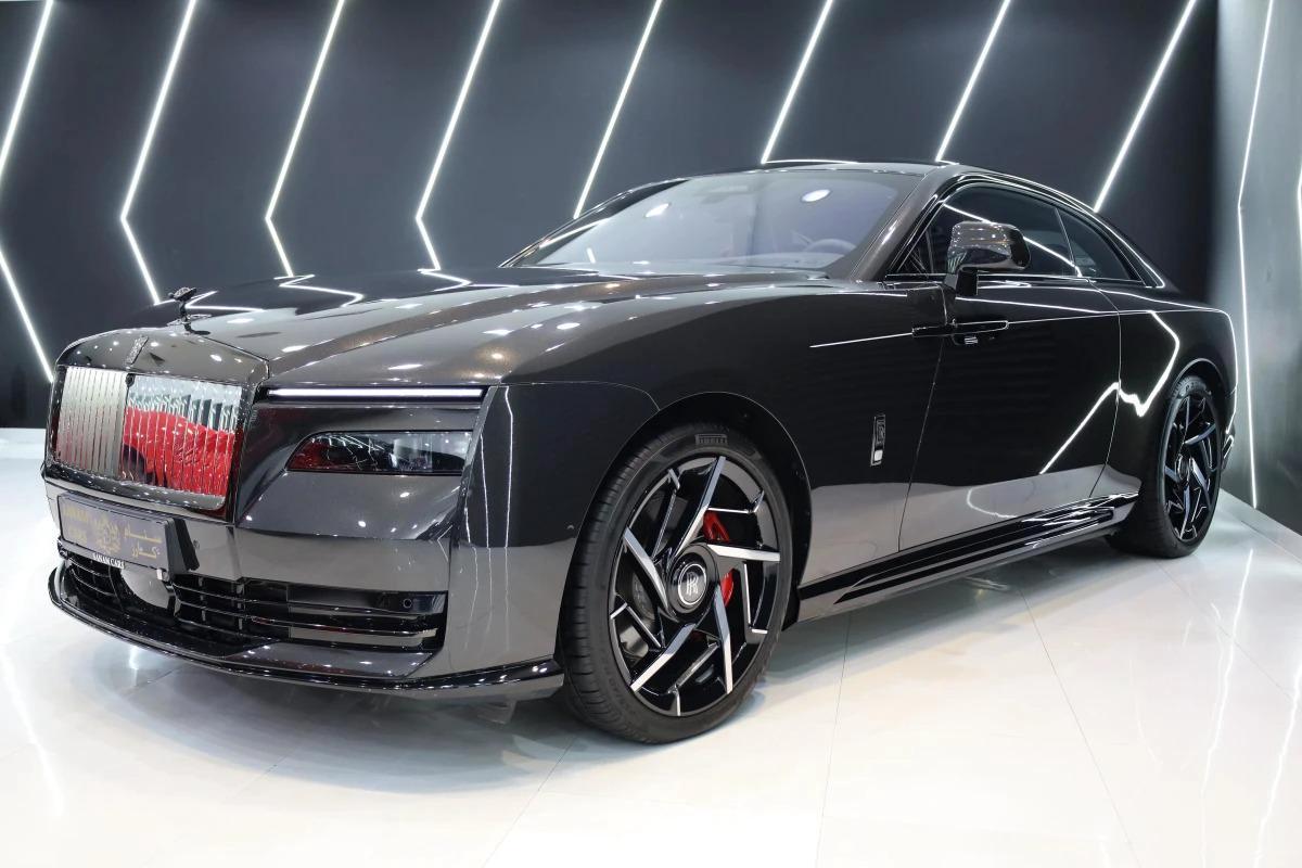 Rolls-Royce Spectre Black Badge-0-0