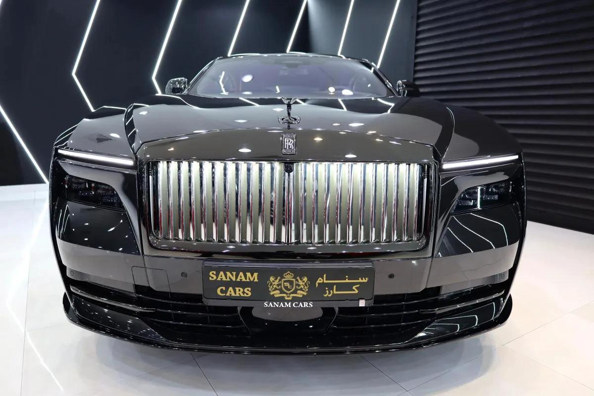 Rolls-Royce Spectre Black Badge-4-4