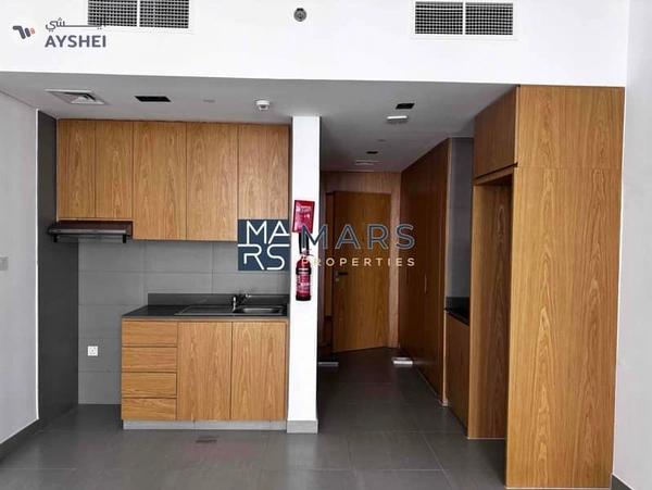 Luxurious brand new studio apartment with all facilities available in Al Mamsha