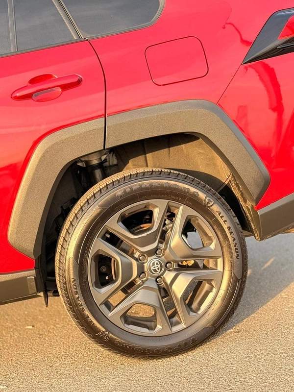 Toyota RAV4 2.5L Adventure 2023