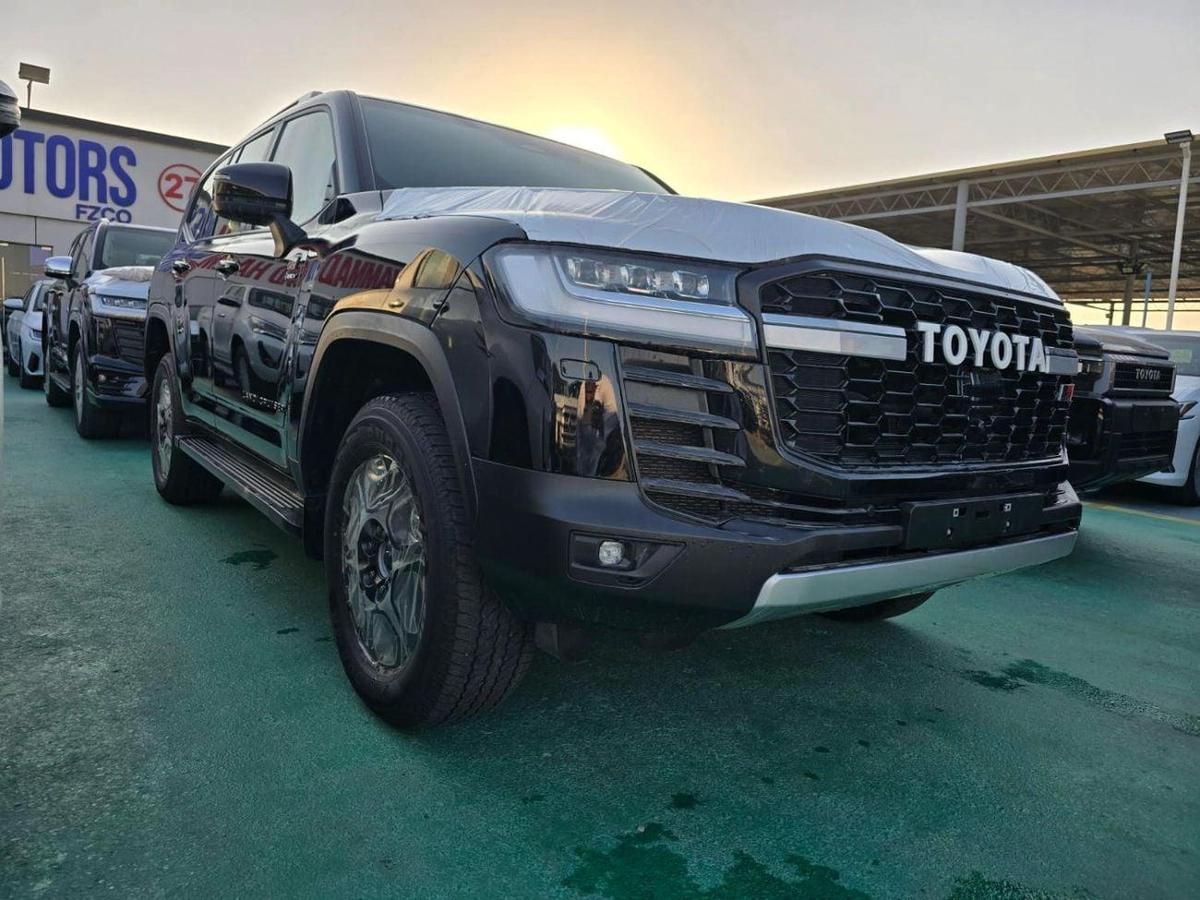 Toyota Land Cruiser-0-0