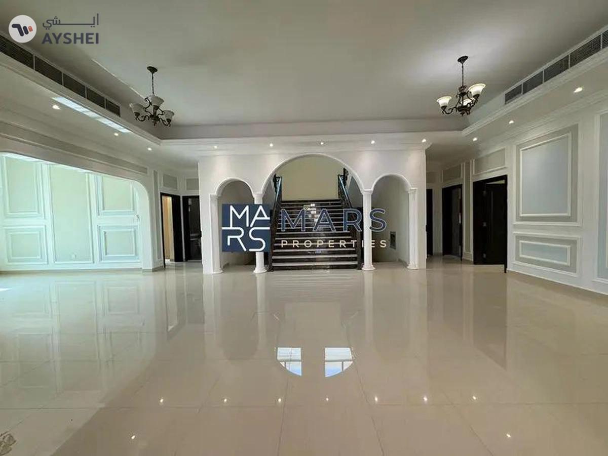 ๐ Discover Luxury Living in Darari, Sharjah - A Magnificent 8-Bedroom -25-25