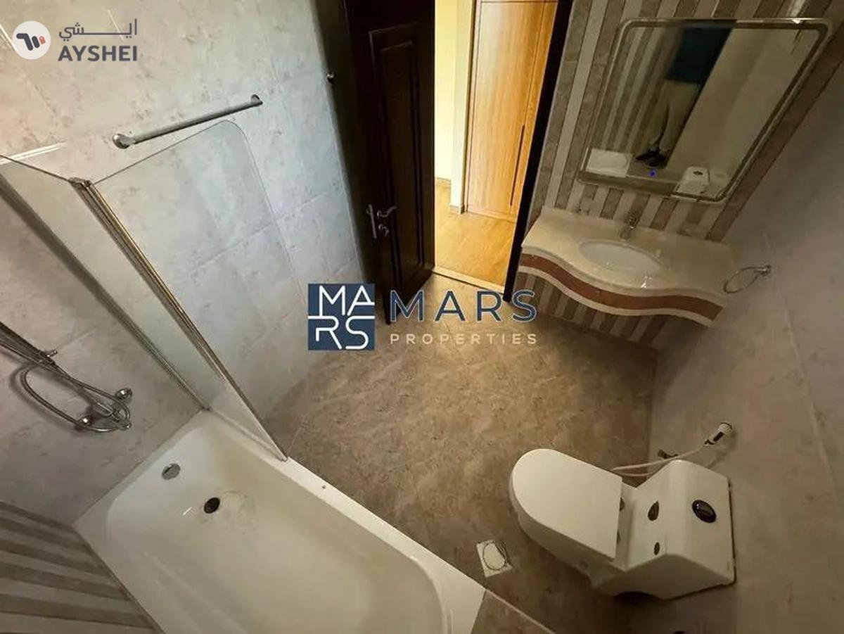 ๐ Discover Luxury Living in Darari, Sharjah - A Magnificent 8-Bedroom -6-6