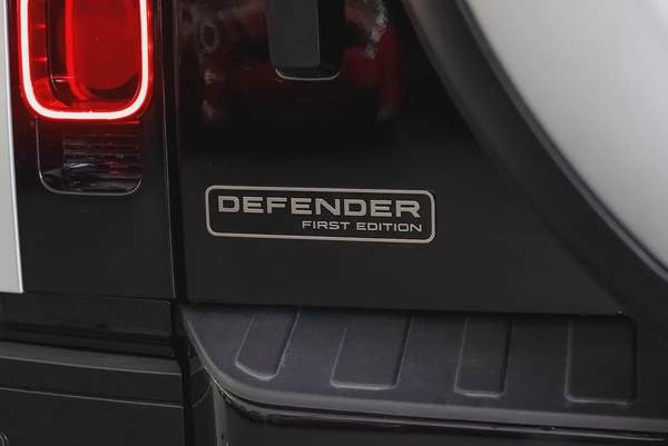 AED 4,419 / 60 months | 0% DP | 2021 Land Rover Defender 90 P400 First Edition