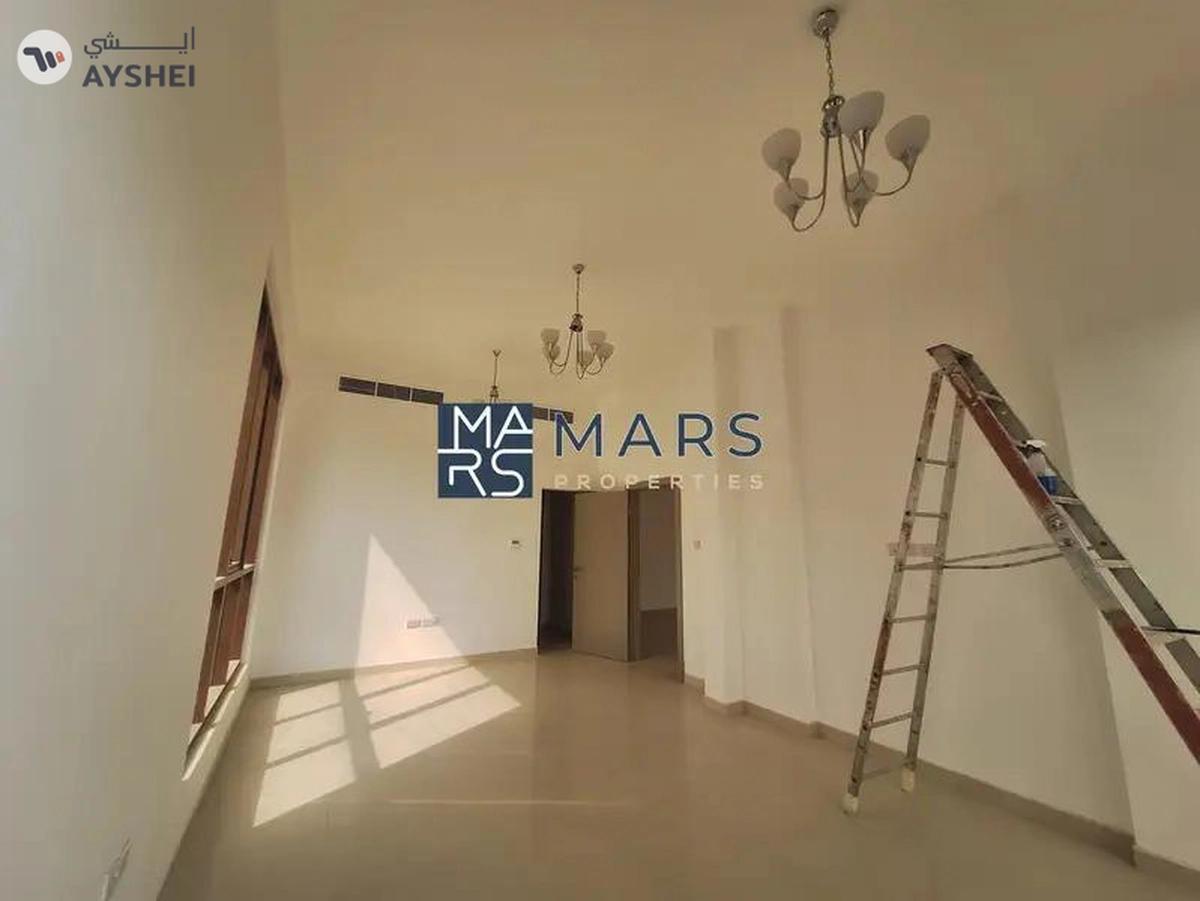 Brand New Premium 5-Bedroom Villa for Rent in Hoshi!-28-28