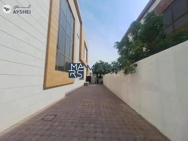 Brand New Premium 5-Bedroom Villa for Rent in Hoshi!