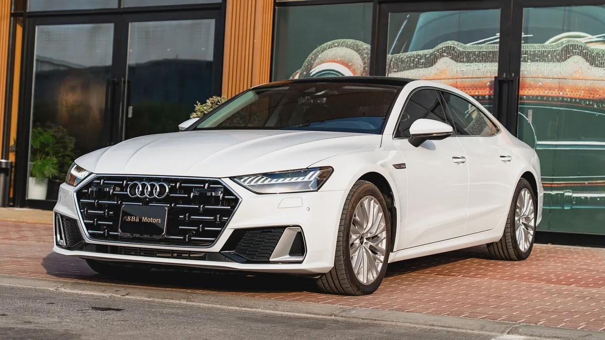 2023 Audi A7L S-line 45TFS 2.0L | Very Low Mileage-2-2