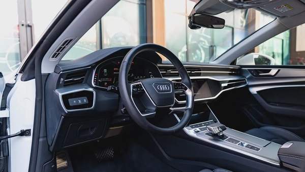 2023 Audi A7L S-line 45TFS 2.0L | Very Low Mileage