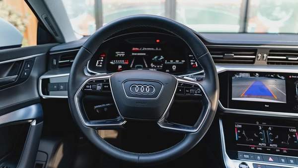 2023 Audi A7L S-line 45TFS 2.0L | Very Low Mileage