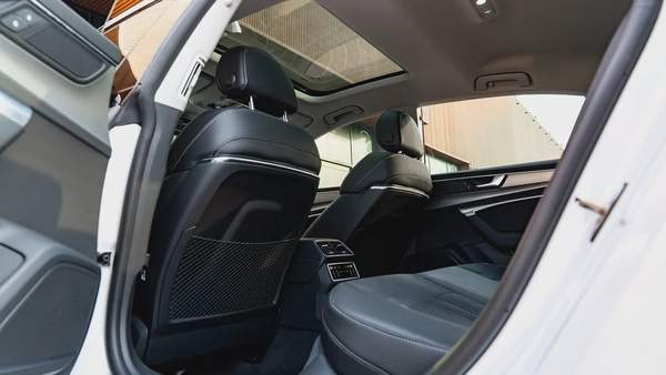 2023 Audi A7L S-line 45TFS 2.0L | Very Low Mileage