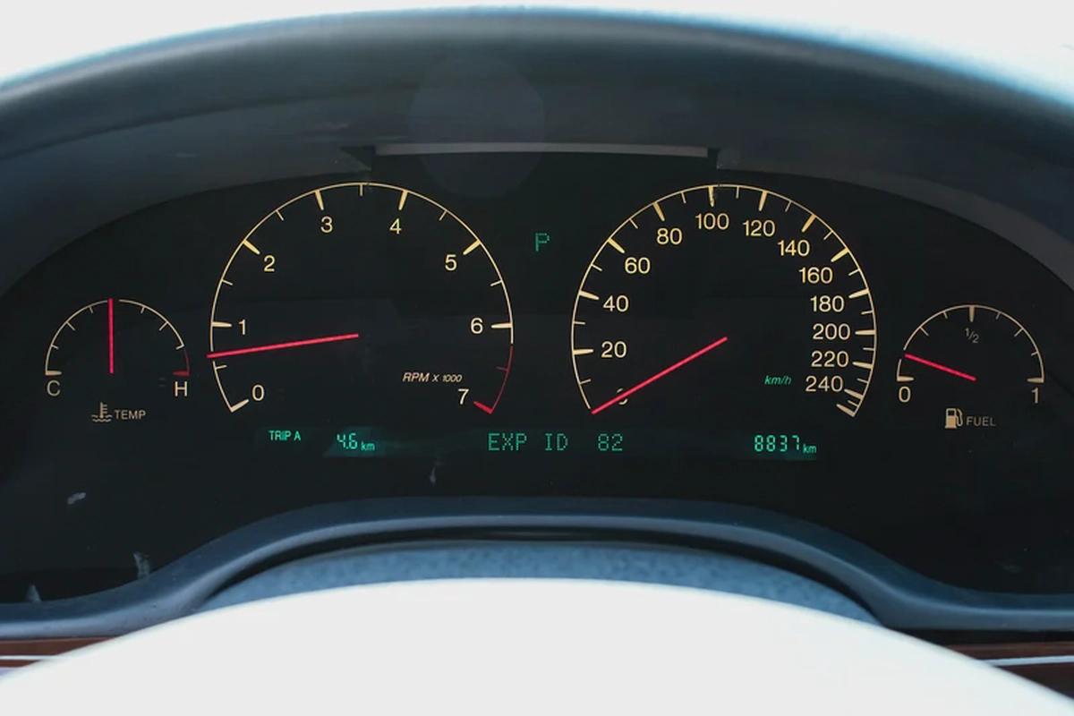 1999 - CADILLAC SEVILLE SLS - JAPANES SPECES - ONLY 8,000 KM-8-8