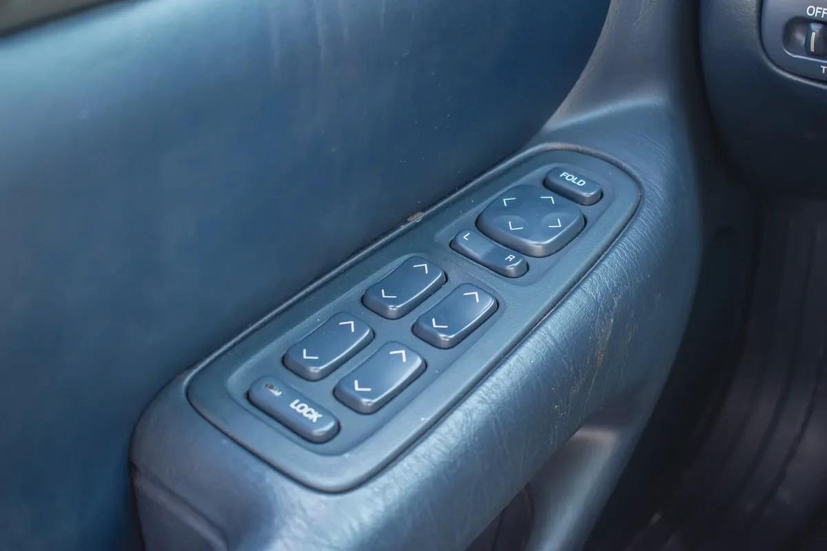 1999 - CADILLAC SEVILLE SLS - JAPANES SPECES - ONLY 8,000 KM-15-15
