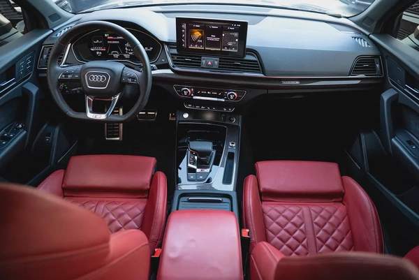 Audi SQ5 Quattro 2024 Agency Warranty Full Service History 3.0L Turbo V6 Low Mileage GCC
